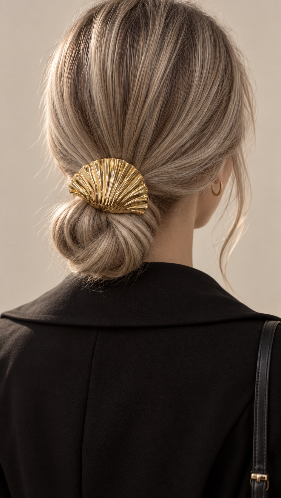 Solace Ribbed Shell Pony Cuff worn in hair 1